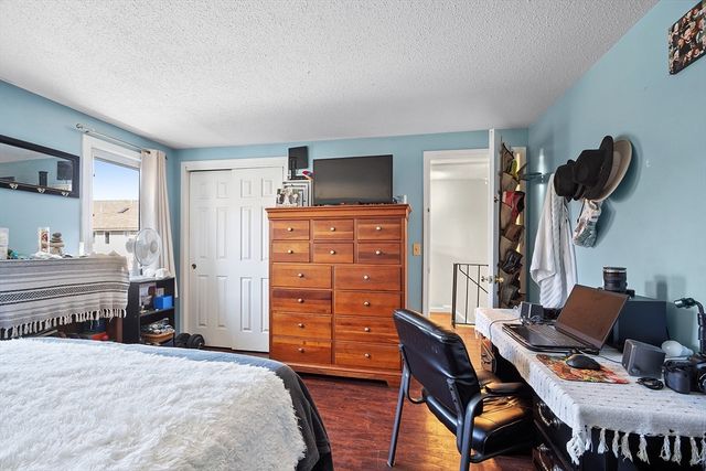 70 Austin St 16, Lowell, MA 01854