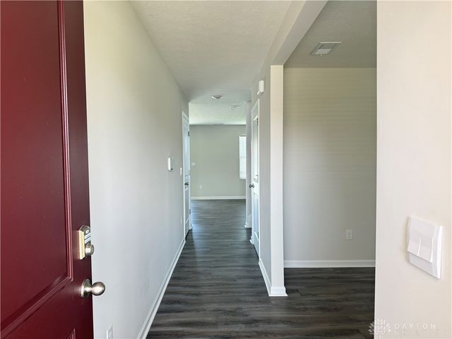 1460 Camden Lane, Xenia, OH 45385