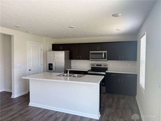 1460 Camden Lane, Xenia, OH 45385