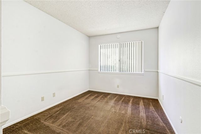 9136 Dumond Drive, Fontana, CA 92335