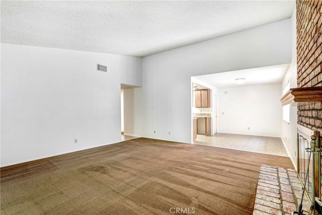 9136 Dumond Drive, Fontana, CA 92335