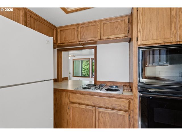 12116 Se 104TH Ct, Happy Valley, OR 97086