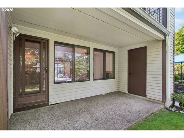12116 Se 104TH Ct, Happy Valley, OR 97086