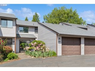 12116 Se 104TH Ct, Happy Valley, OR 97086
