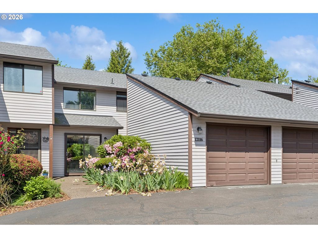 12116 Se 104TH Ct, Happy Valley, OR 97086