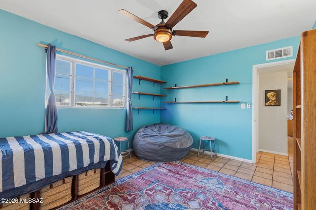 4334 E La Jolla Circle, Tucson, AZ 85711
