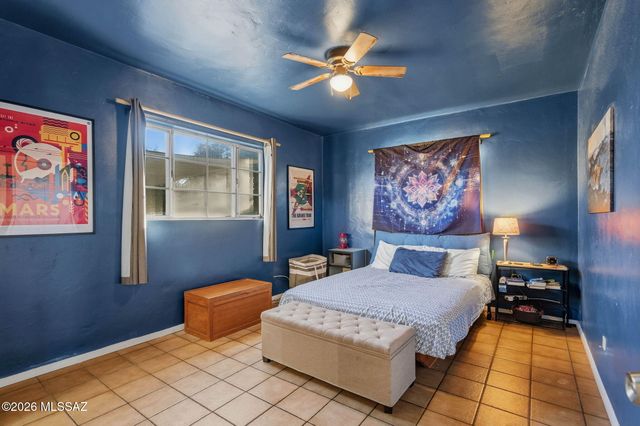 4334 E La Jolla Circle, Tucson, AZ 85711