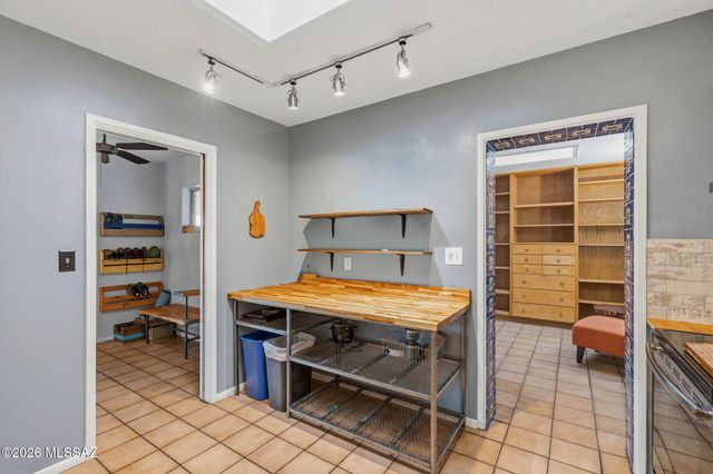 4334 E La Jolla Circle, Tucson, AZ 85711