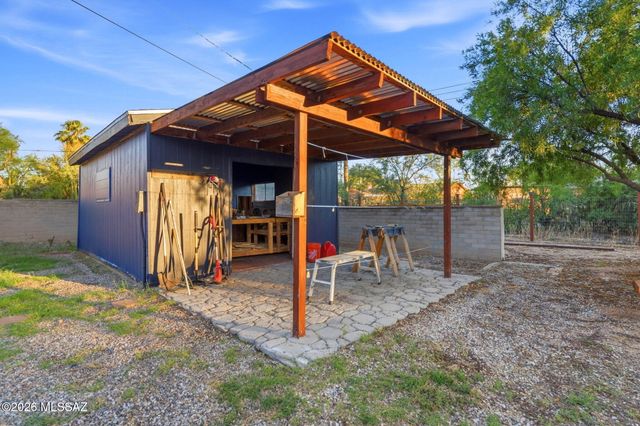 4334 E La Jolla Circle, Tucson, AZ 85711