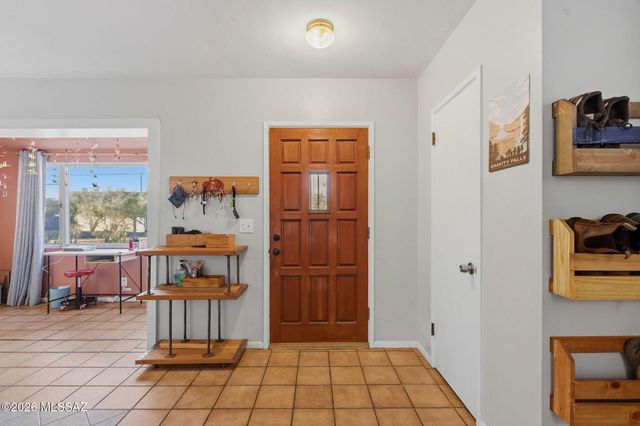 4334 E La Jolla Circle, Tucson, AZ 85711