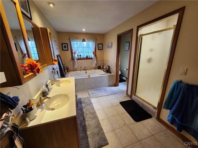 5565 Ridge Road, Cazenovia, NY 13035