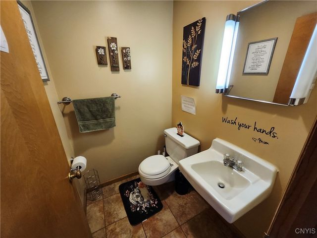 5565 Ridge Road, Cazenovia, NY 13035