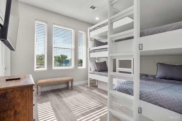 1107 Ariola Dr, Pensacola Beach, FL 32561