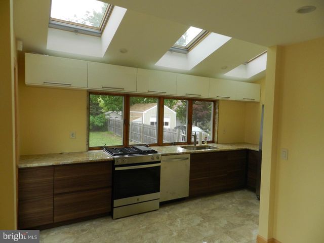 743 VALLEY FORGE, Lawrenceville, NJ 08648