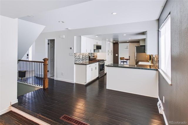 660 Omega Lane, Lone Tree, CO 80124