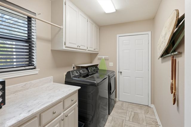 5107 Largo Drive, De Cordova, TX 76049