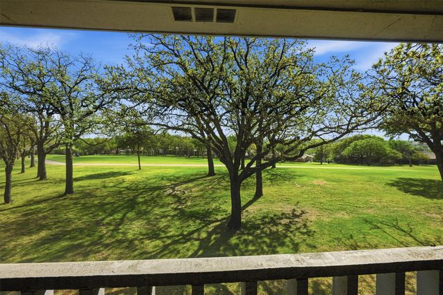 5107 Largo Drive, De Cordova, TX 76049