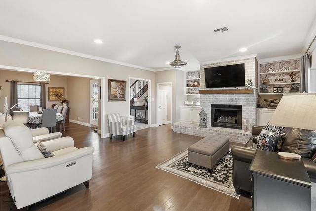 5107 Largo Drive, De Cordova, TX 76049