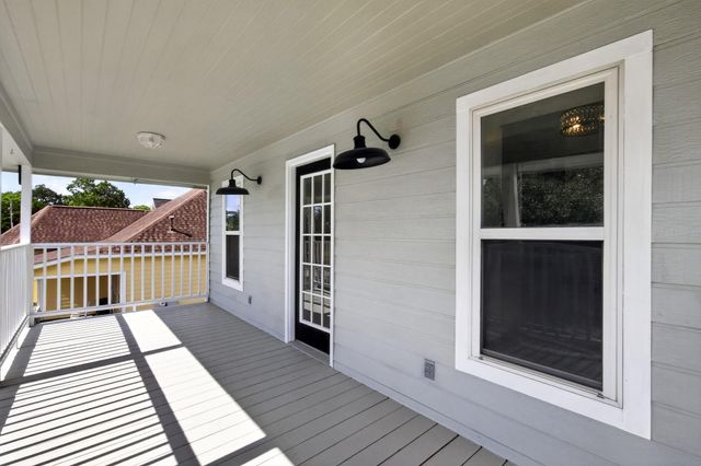 1086 S Hood Street, Alvin, TX 77511