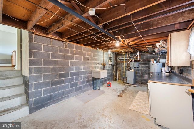 3509 READING CREST AVE, Reading, PA 19605