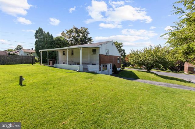 3509 READING CREST AVE, Reading, PA 19605