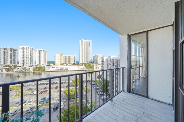 1000 Parkview Drive 1006, Hallandale Beach, FL 33009