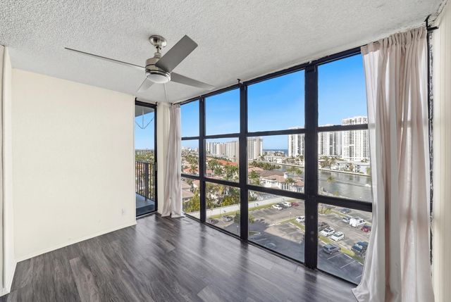 1000 Parkview Drive 1006, Hallandale Beach, FL 33009