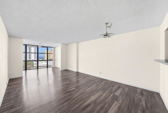 1000 Parkview Drive 1006, Hallandale Beach, FL 33009