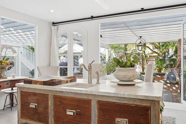 153 Washington St, St Augustine, FL 32084