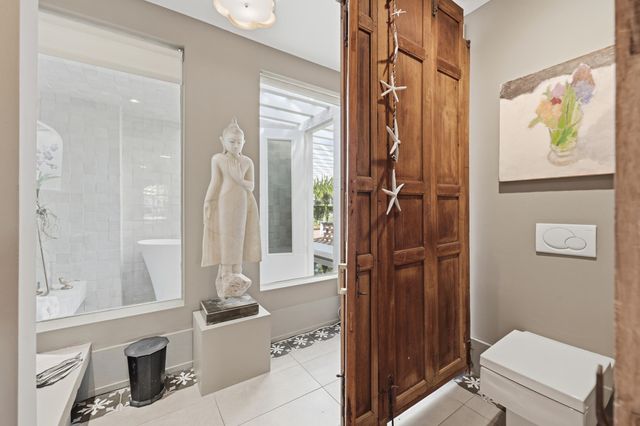 153 Washington St, St Augustine, FL 32084