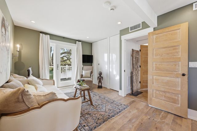 153 Washington St, St Augustine, FL 32084