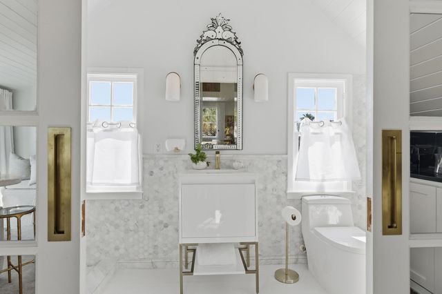 153 Washington St, St Augustine, FL 32084