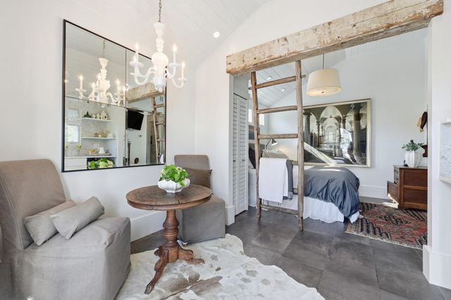 153 Washington St, St Augustine, FL 32084