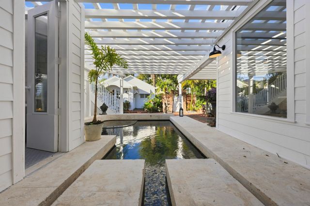 153 Washington St, St Augustine, FL 32084