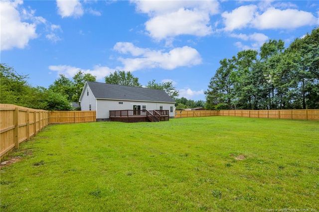 250 Calcasieu Drive, Parkton, NC 28371