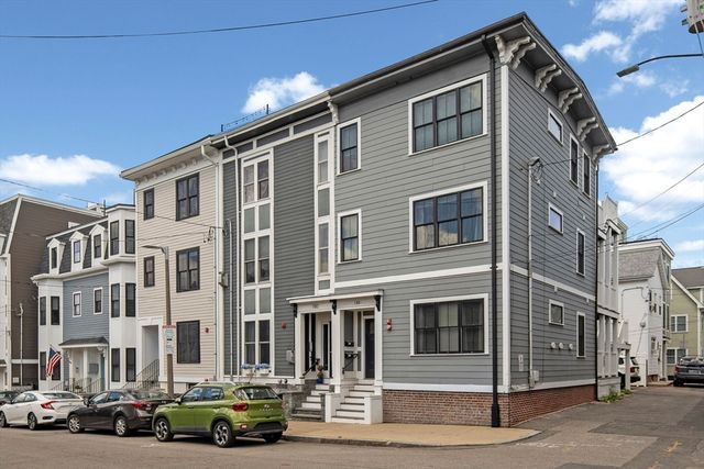 182 W 7th St 2, Boston, MA 02127