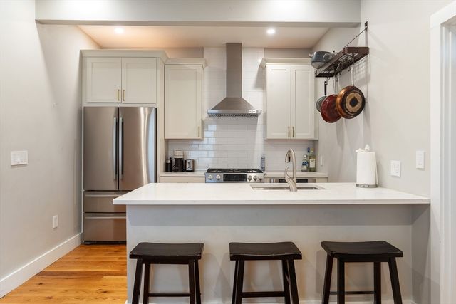 182 W 7th St 2, Boston, MA 02127