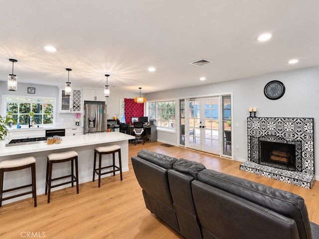 1302 Turquoise, Corona, CA 92882