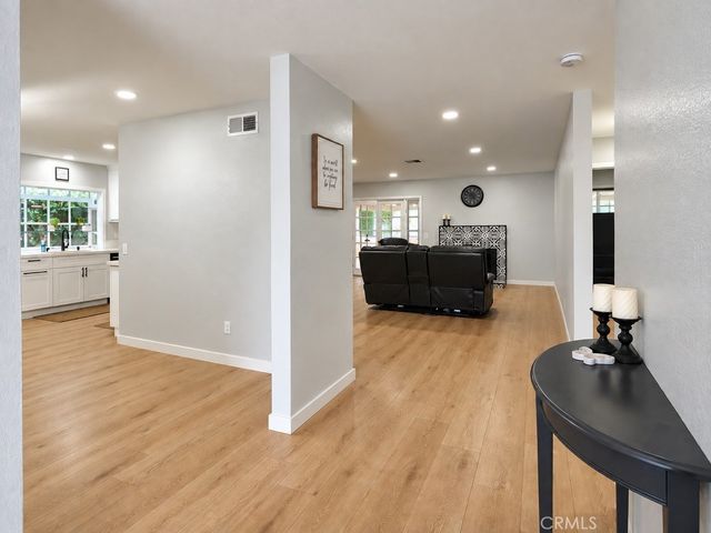 1302 Turquoise, Corona, CA 92882