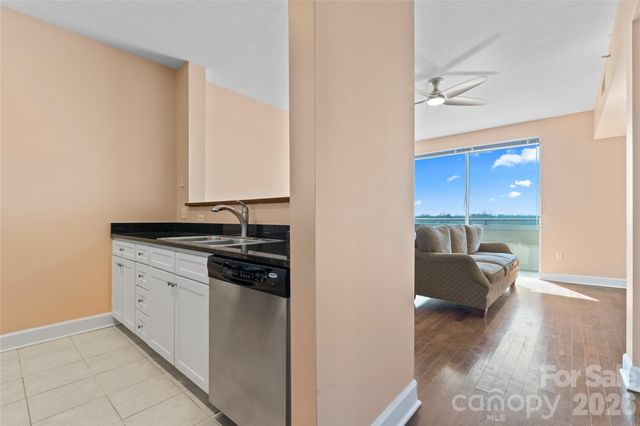 1315 East Boulevard, Charlotte, NC 28203