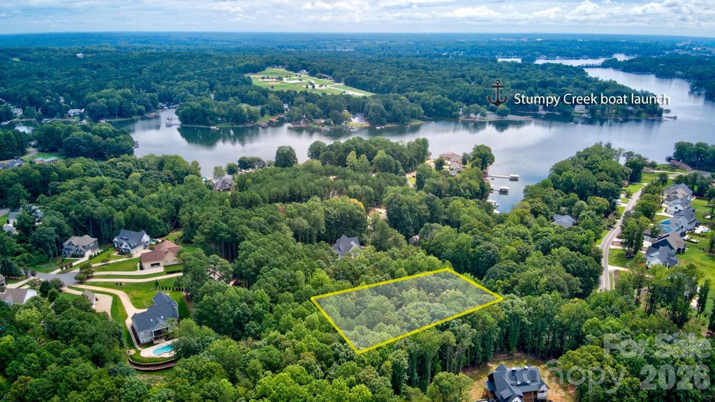 512 Kenway Loop, Mooresville, NC 28117
