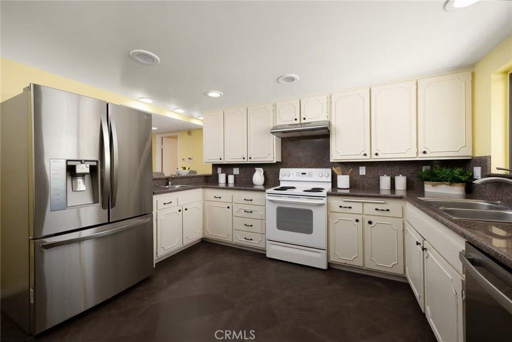 Image 10 of property listing at 630 W Huntington Drive 216, Arcadia, CA 91007
