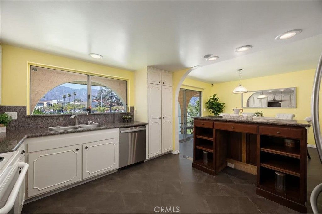 Image 12 of property listing at 630 W Huntington Drive 216, Arcadia, CA 91007