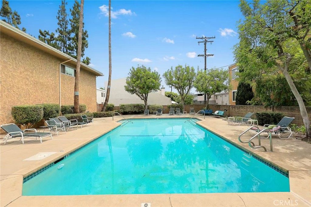 Image 25 of property listing at 630 W Huntington Drive 216, Arcadia, CA 91007