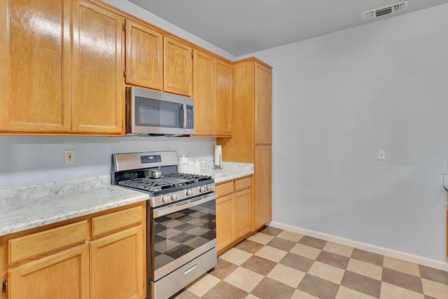 1514 Countryside Dr, Yuba City, CA 95993