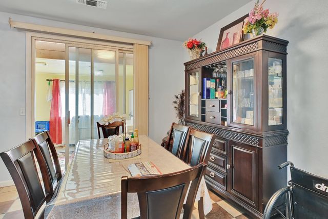 1514 Countryside Dr, Yuba City, CA 95993