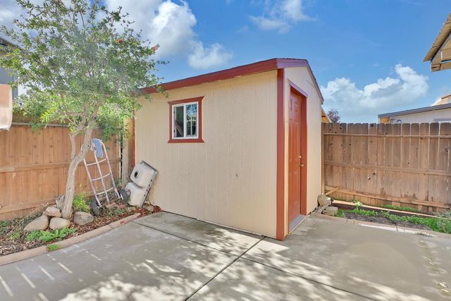 1514 Countryside Dr, Yuba City, CA 95993