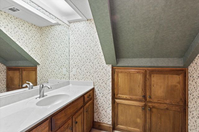 10806 Wintergreen HL, Austin, TX 78750