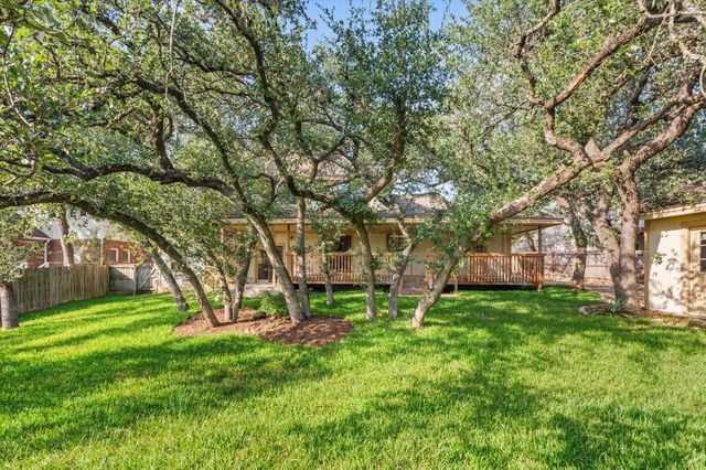 10806 Wintergreen HL, Austin, TX 78750