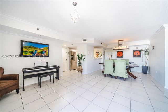 1650 Coral Way 507, Miami, FL 33145